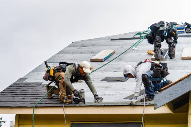 Professional Gutter Installation technician working in South Cle Elum, WA